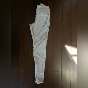 ALO Women’s Grey Leggings | Small